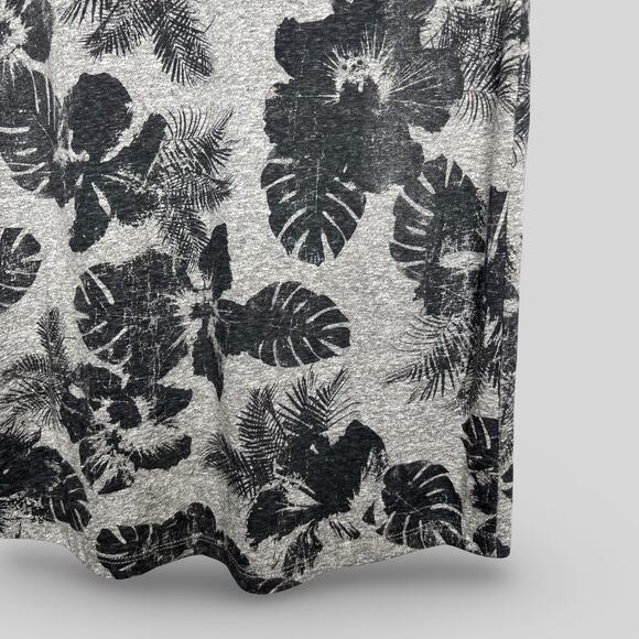 Z Supply Tropical Leaf Dress - Picture 5 of 5